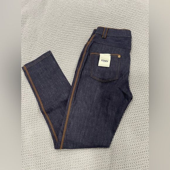 🔥SEND OFFERS🔥 Authentic Fendi Jeans - Picture 10 of 10